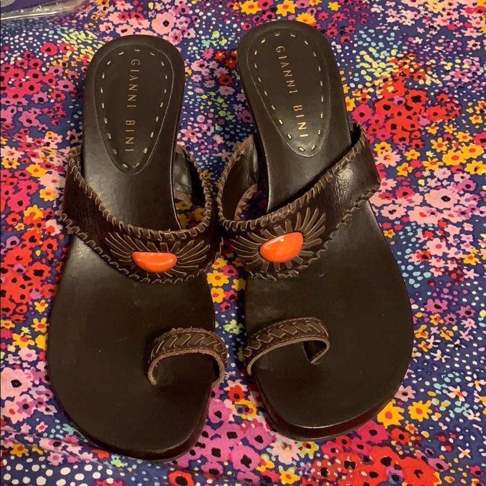 Sandal heels